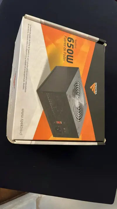 Fuente de poder Spektra 650W para PC - miniatura 1