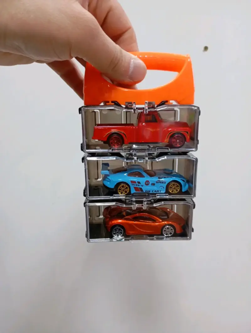 Set de autos metalicos de juguete con estuche - 3