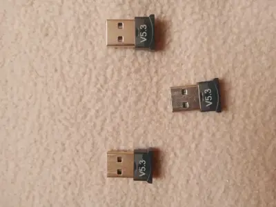 Adaptadores USB Bluetooth V5.3 compactos - miniatura 1