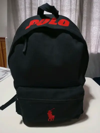 Mochila negra Polo con logo rojo - miniatura 1