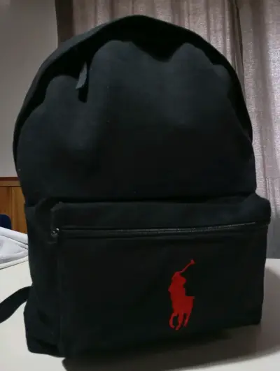 Mochila negra Polo con logo rojo - miniatura 2