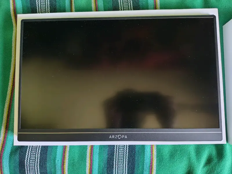 Monitor portátil Arzopa para juegos y multimedia - 4