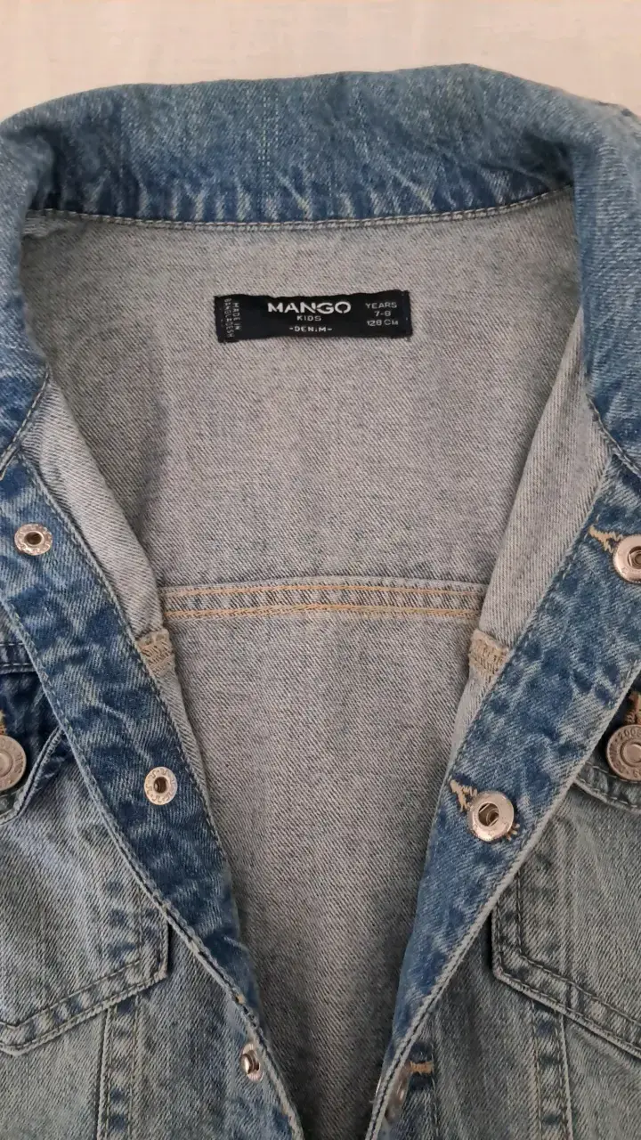 Chaqueta de mezclilla con diseño juvenil Mango - 2