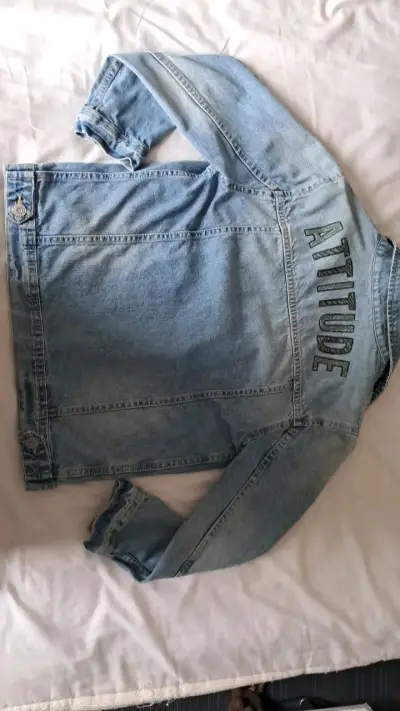 Chaqueta de mezclilla con diseño juvenil Mango - miniatura 4
