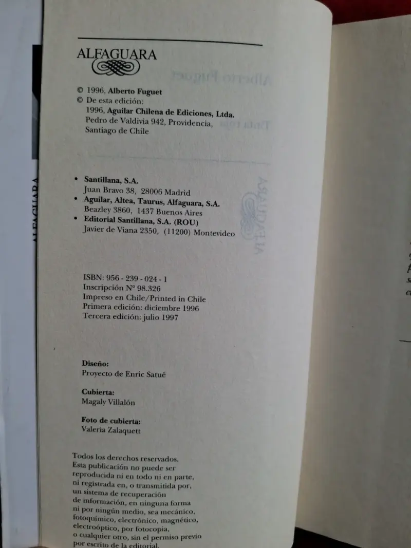 Libro 'Tinta Roja' de Alberto Fuguet - 3