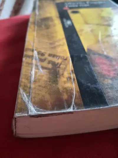 Libro 'Tinta Roja' de Alberto Fuguet - miniatura 4