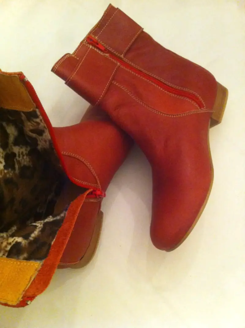 Botines rojos de cuero con forro interior - 2