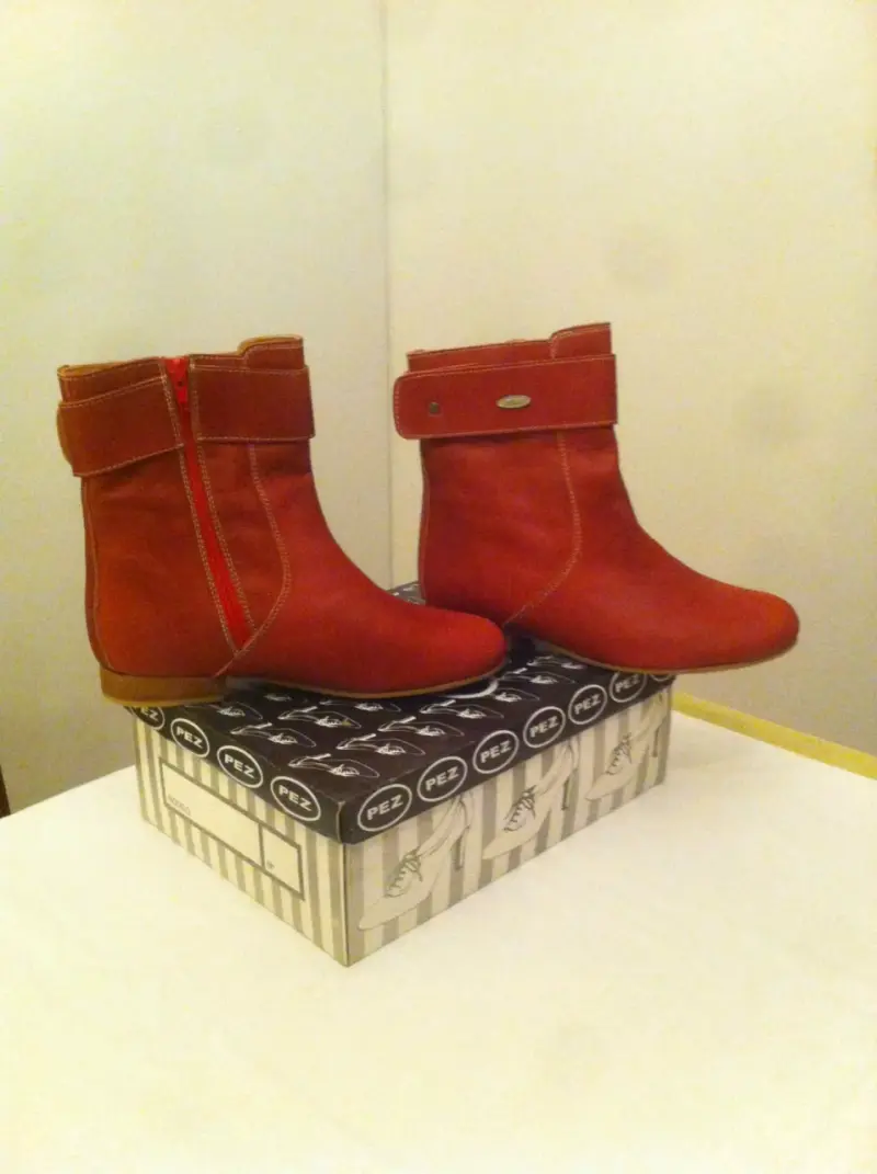 Botines rojos de cuero con forro interior - 3
