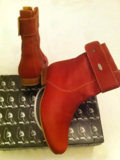 Botines rojos de cuero con forro interior - miniatura 5
