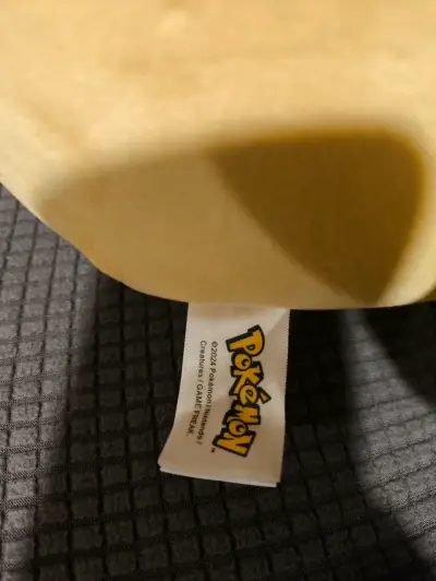 Peluche oso amarillo teddiursa con diseño divertid - miniatura 5