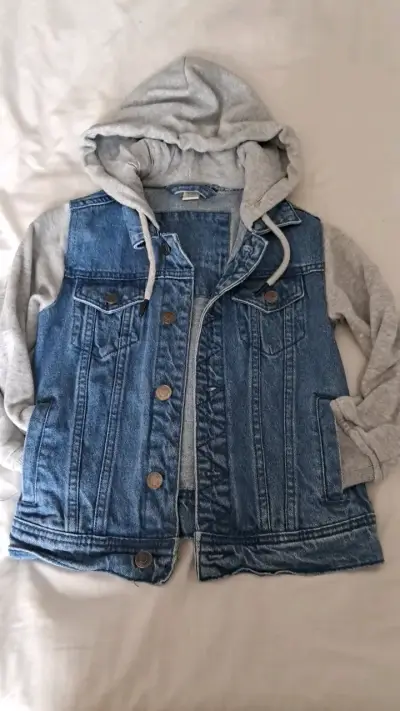 Chaqueta de Mezclilla con Capucha para Niño - miniatura 2