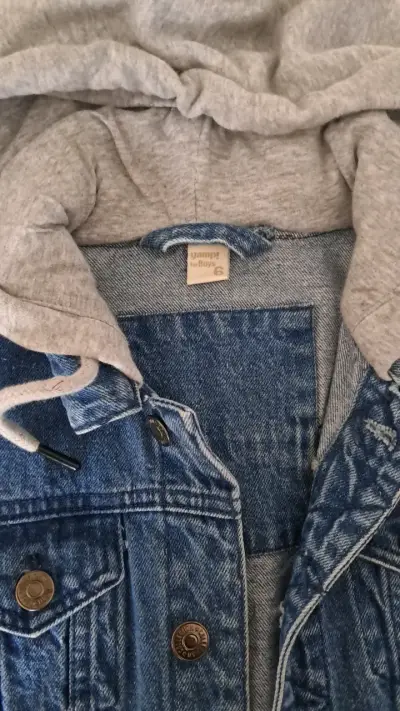 Chaqueta de Mezclilla con Capucha para Niño - miniatura 3
