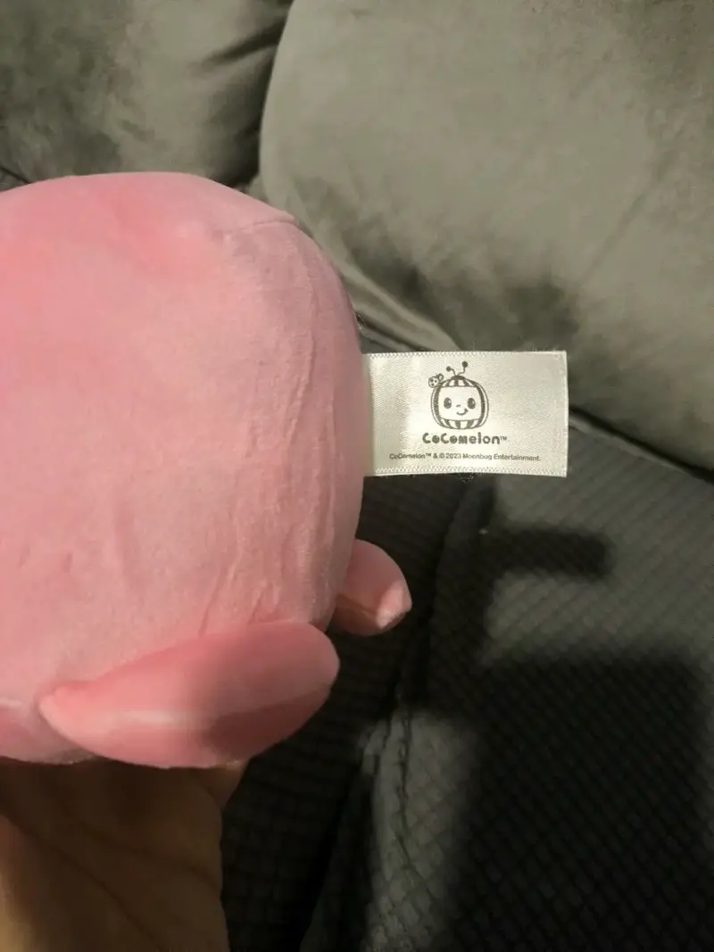 Peluche Cocomelon niña con pijama rosa - 2