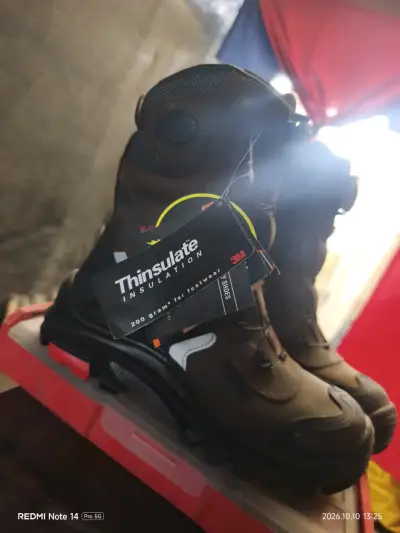 Botas de seguridad con aislamiento Thinsulate - miniatura 1
