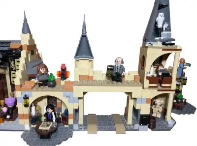 Set de construcción castillo mágico con figuras - miniatura 3
