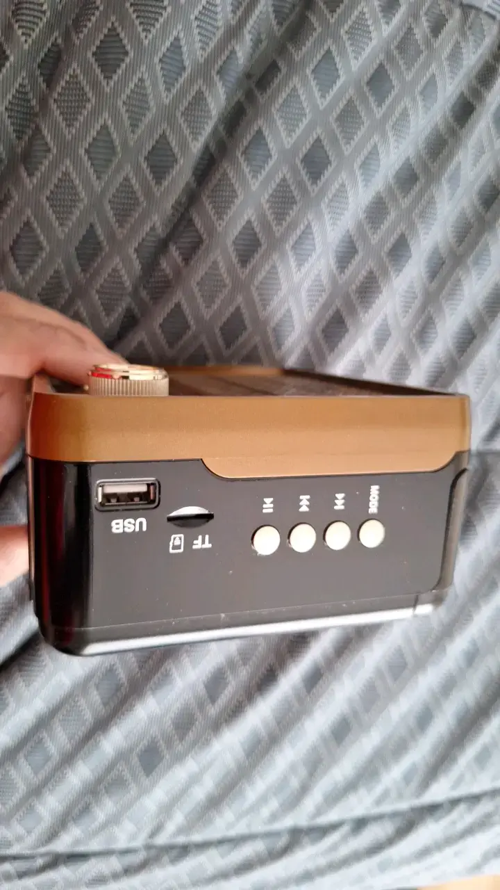 Radio retro portátil Audiolab con Bluetooth - 4