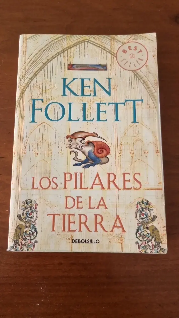 Libro 'Los Pilares de la Tierra' de Ken Follett