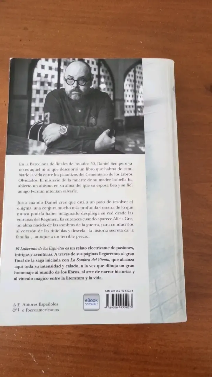 Libro El Laberinto de los Espíritus de Carlos Ruiz Zafón - 2