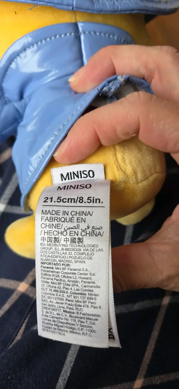 Peluche de oso con impermeable azul - 5