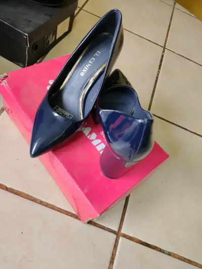 Zapatos de tacón azul - miniatura 2