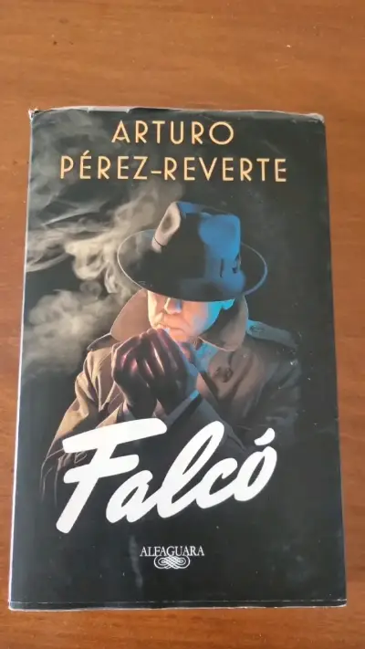 Libro 'Falcó' de Arturo Pérez-Reverte - miniatura 1