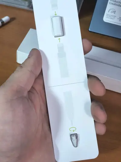 Apple Pencil de primera generación en buen estado - miniatura 3