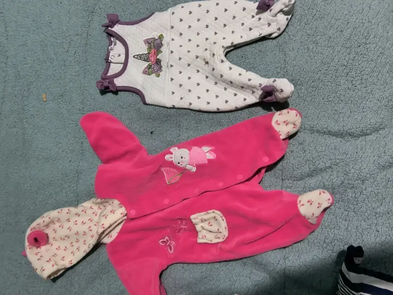 Conjunto de ropa para bebé en varios colores - 3
