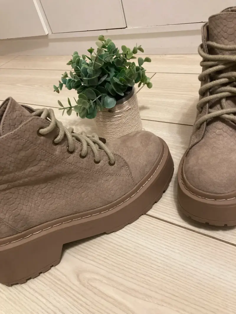 Botines de gamuza beige con plataforma - 4