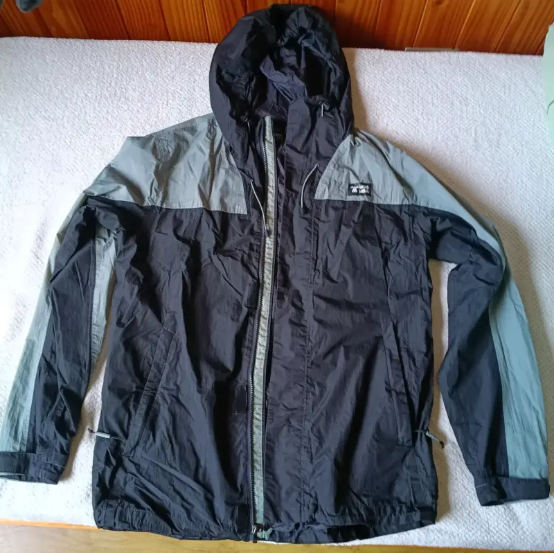 Chaqueta impermeable Haka Honu