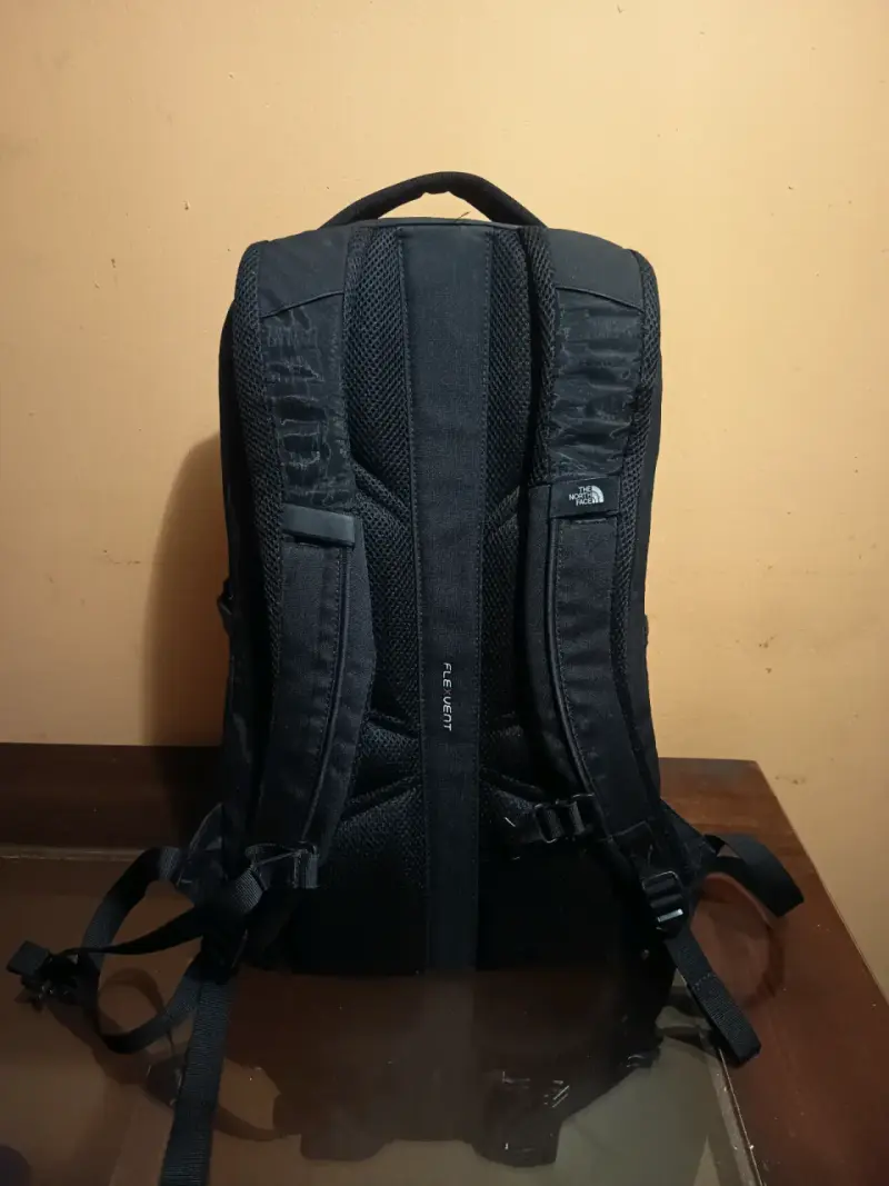 Mochila The North Face Vault  con sistema Flex - 3