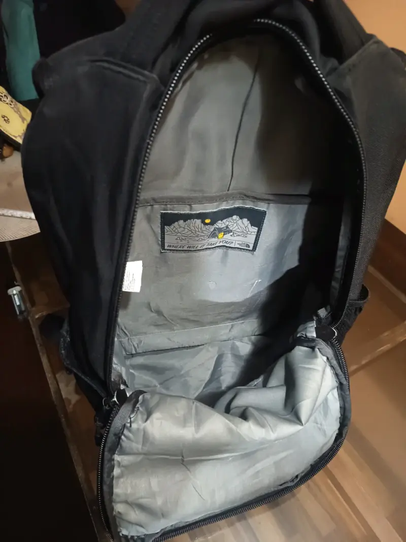 Mochila The North Face Vault  con sistema Flex - 5