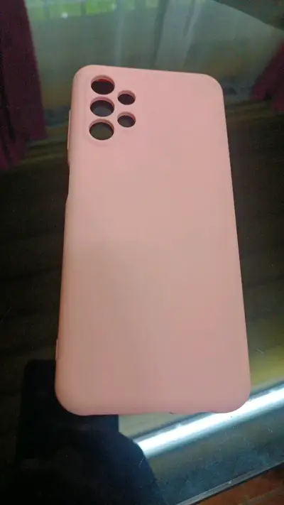 Funda de silicona rosa para celular A13 - miniatura 1