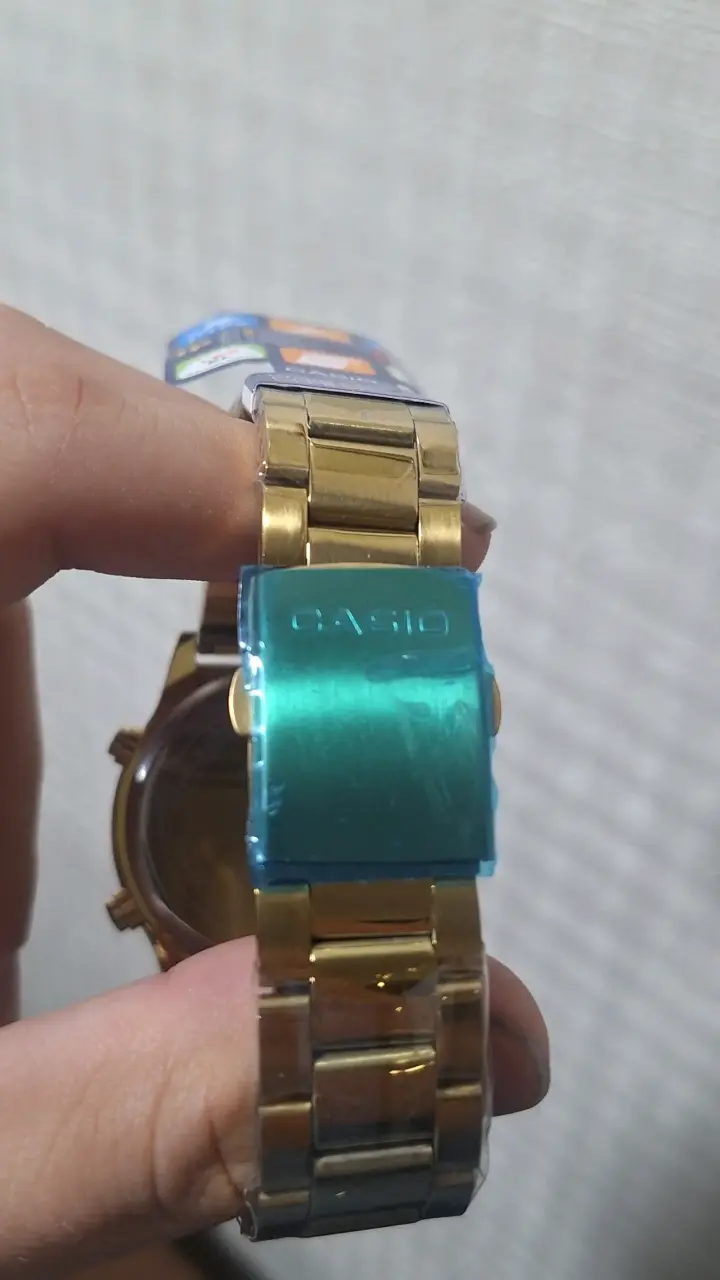 Reloj Casio Dorado y Negro NUEVO Elegante - 3