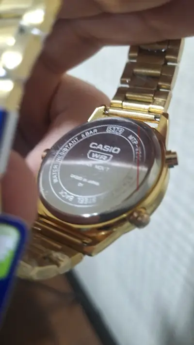 Reloj Casio dorado NUEVO PRECIO OFERTA - miniatura 4