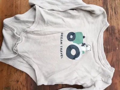 Ropa de bebé - miniatura 5