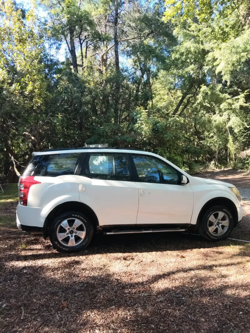 Mahindra XUV500 Full Equipo 2015 - 4
