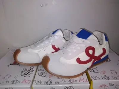 Zapatillas infantiles blancas con diseño colorido - miniatura 4