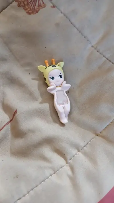 Figura de juguete bebé disfraz jirafa/ sonny angel - miniatura 4
