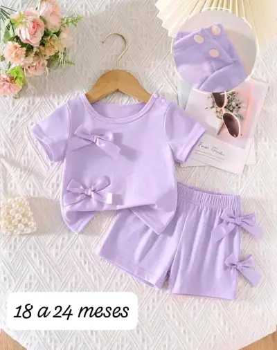 Conjunto de ropa infantil con diseño floral y rayas - miniatura 5