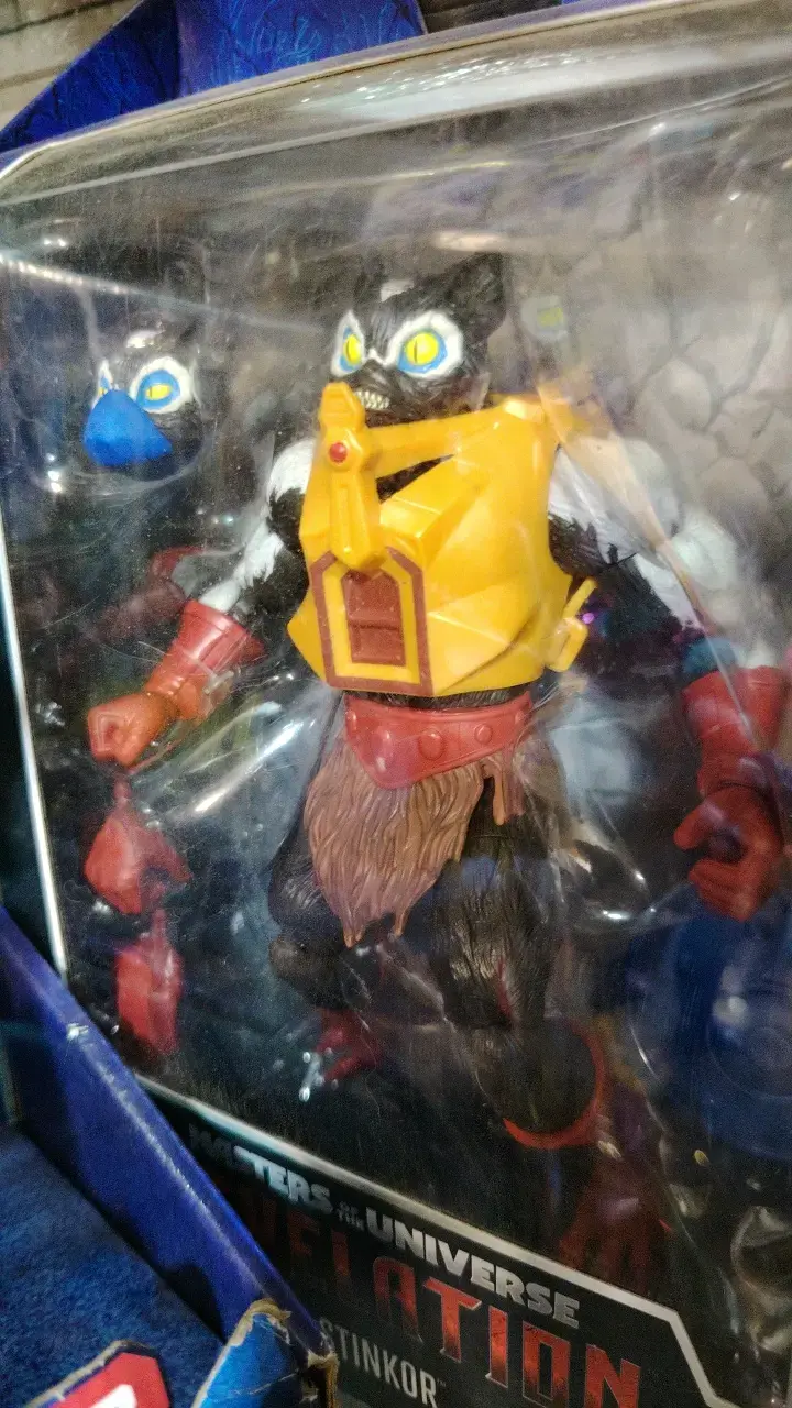 Figura de acción Masterverse Stinkor de He-Man - 2