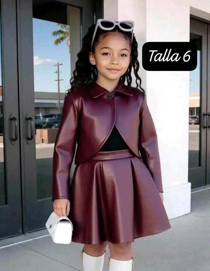 Conjunto de niña en cuero sintético burdeos talla 6