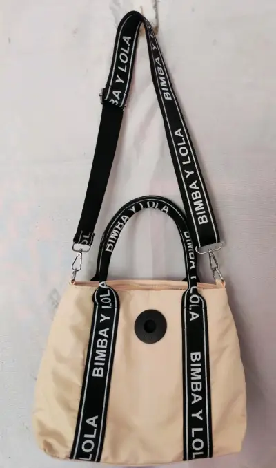 Bolso beige Bimba y Lola con correas negras - miniatura 1