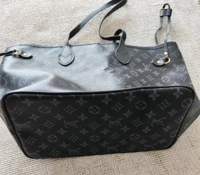 Bolso tote Louis Vuitton Monogram Negro - miniatura 2