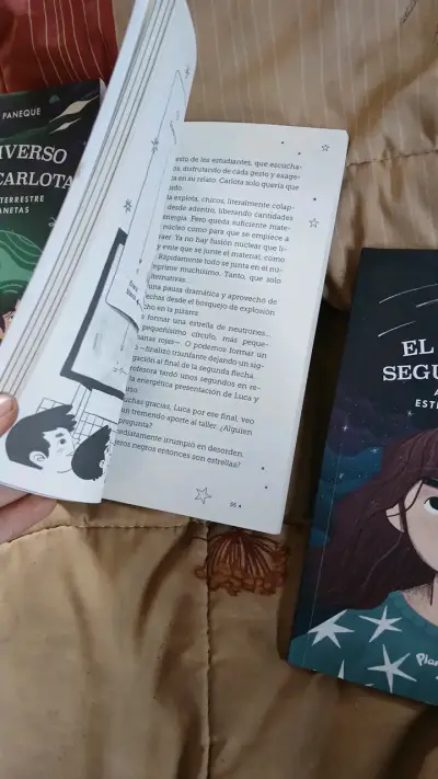 Colección de libros 'El Universo Según Carlota' de Teresa Paneque - miniatura 3