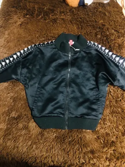 Chaqueta bomber negra Kappa con logo - miniatura 2