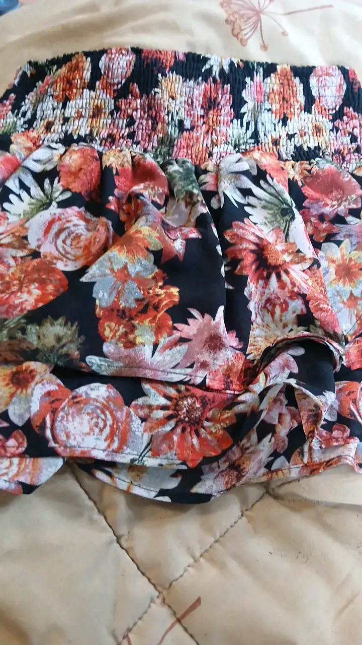 Falda floreada elástica Revie talla S - 3