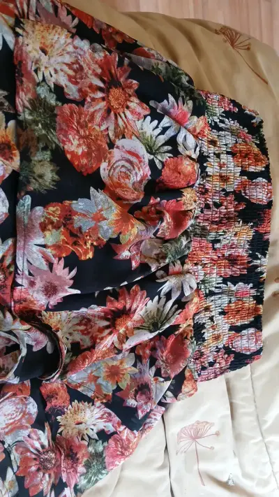 Falda floreada elástica Revie talla S - miniatura 4