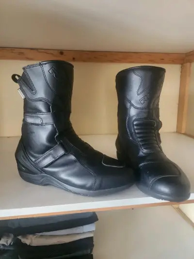 Botas de moto negras Richas con protección - miniatura 1