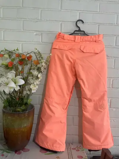 Pantalones de nieve naranjas para niña - miniatura 2