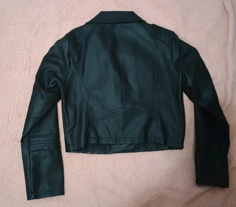 Chaqueta de cuero sintético negra para mujer - 2